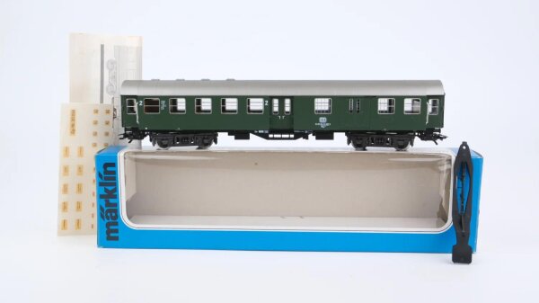 Märklin H0 4133 Personenwagen mit Gepäckabteil 2.Kl DB