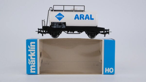 Märklin H0 4440 Mineralöl-Kesselwagen (ARAL, weißer Kessel) Einheitskesselwagen der DB