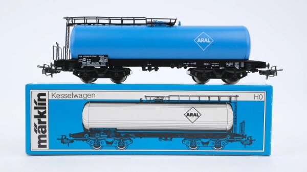 Märklin H0 4643 Mineralöl-Kesselwagen ARAL  Kesselwagen der DB