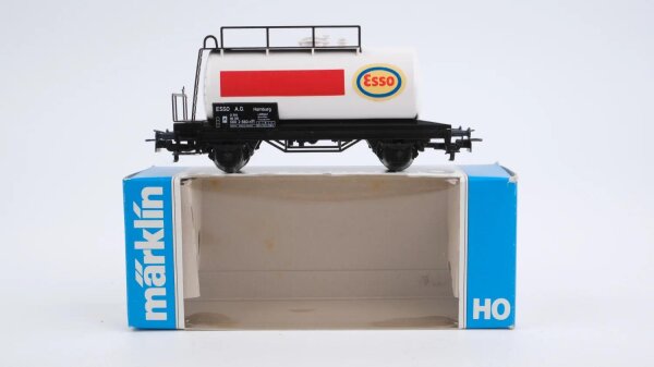 Märklin H0 4441 Mineralöl-Kesselwagen ESSO  Einheitskesselwagen der DB