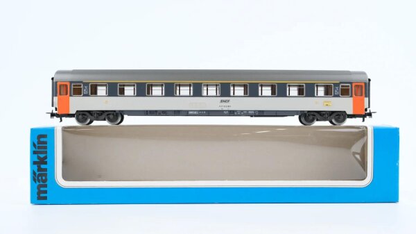 Märklin H0 4161 Reisezugwagen Eurofima A 9 der SNCF