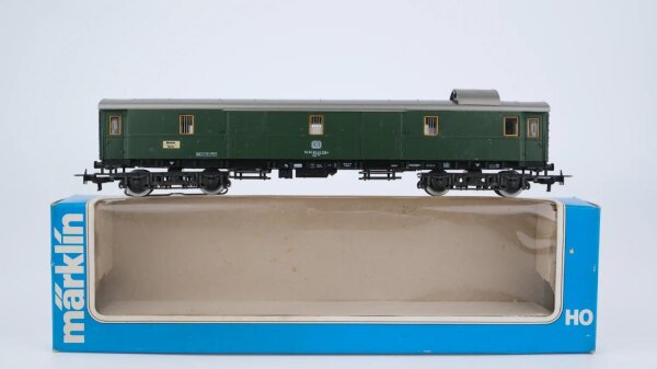 Märklin H0 4140 Reisezugwagen (Packwagen) Düe 932 der DB