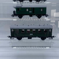 Fleischmann H0 Konvolut 2achs. Personenwagen 3Kl, Gepäckwagen, grün, Deutsche Reichsbahn (17007808)
