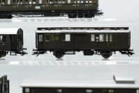 Prefo H0 Konvolut Personenwagen 3.Kl, Abteilwagen 2.Kl, Gepäckwagen; grün; Deutsche Reichsbahn (17007964)