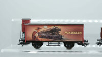 Märklin H0 Konvolut Gedeckter Güterwagen "Märklin" mit BrHs; Offener Güterwagen, braun; Offener Güterwagen mit BrHs und Ladung, brau; Hochbordgüterwagen "DB Cargo", rot (17008015)