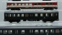 Roco/Märklin H0 Konvolut D-Zugwagen 1.Kl./ Speisewagen/ Mitteleinstiegs-Umbauwagen 1./2.Kl. DB (17009012)