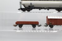 Märklin/u.a. H0 Konvolut Niederbordwagen/ ged. Güterwagen/ Getreidesilowagen DB (17009116)