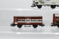 Märklin H0 Konvolut Gedeckter Güterwagen "Ford" mit BrHs weiß DR, "Holst Rum" braun Länderbahn; Viehtrasportwagen braun DR (17009247)