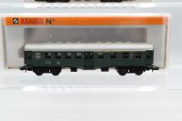 Arnold N Konvolut 3150 Personenwagen 1./2.Kl; Personenwagen 2.Kl; 3301 Gepäckwagen; grün, DB