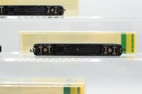 Minitrix/u.a. N Konvolut 3011 Schnellzugwagen, 2.kl, grün, DB; Speisewagen "DSG", rot; Silberling, 1./2.Kl, DB