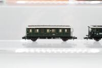 Arnold/u.a. N Konvolut Abteilwagen, 3.Kl; Personenwagen, 3.Kl; Halbgepäckwagen, grün; DR