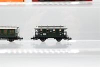 Arnold/u.a. N Konvolut Abteilwagen, 3.Kl; Personenwagen, 3.Kl; Halbgepäckwagen, grün; DR